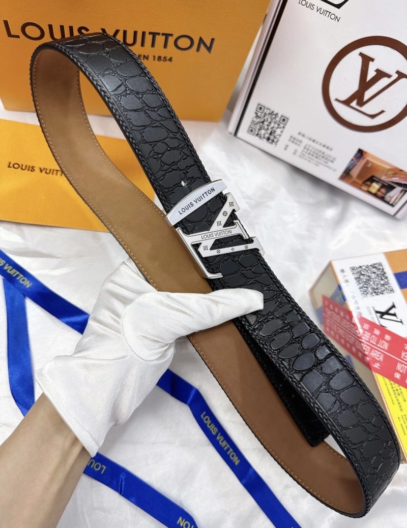 Compact Louis Vuitton Belts 297329