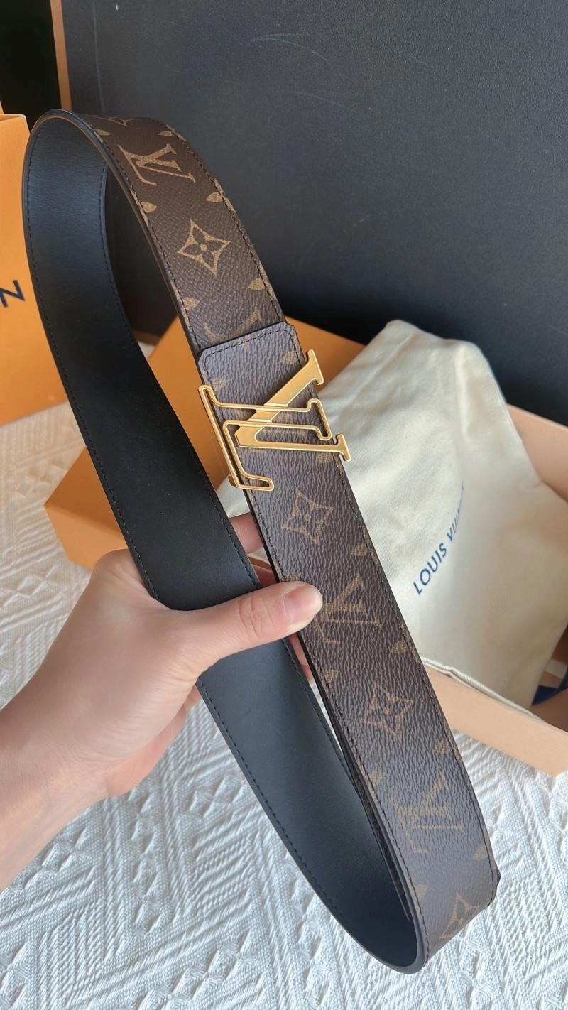 MultiPurpose Louis Vuitton Belts 302287