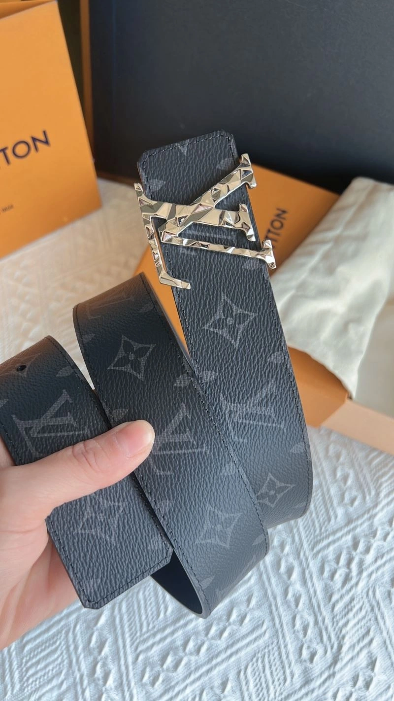 FlexibleFit Louis Vuitton Belts 302262