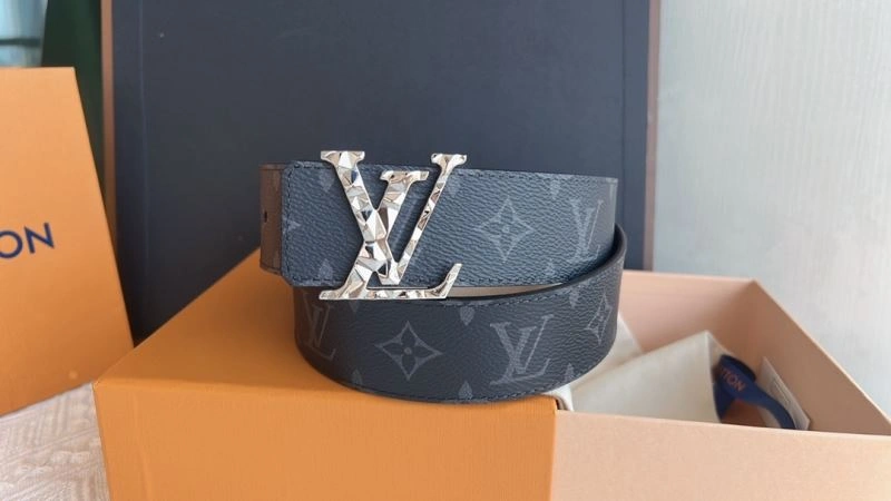 FlexibleFit Louis Vuitton Belts 302262