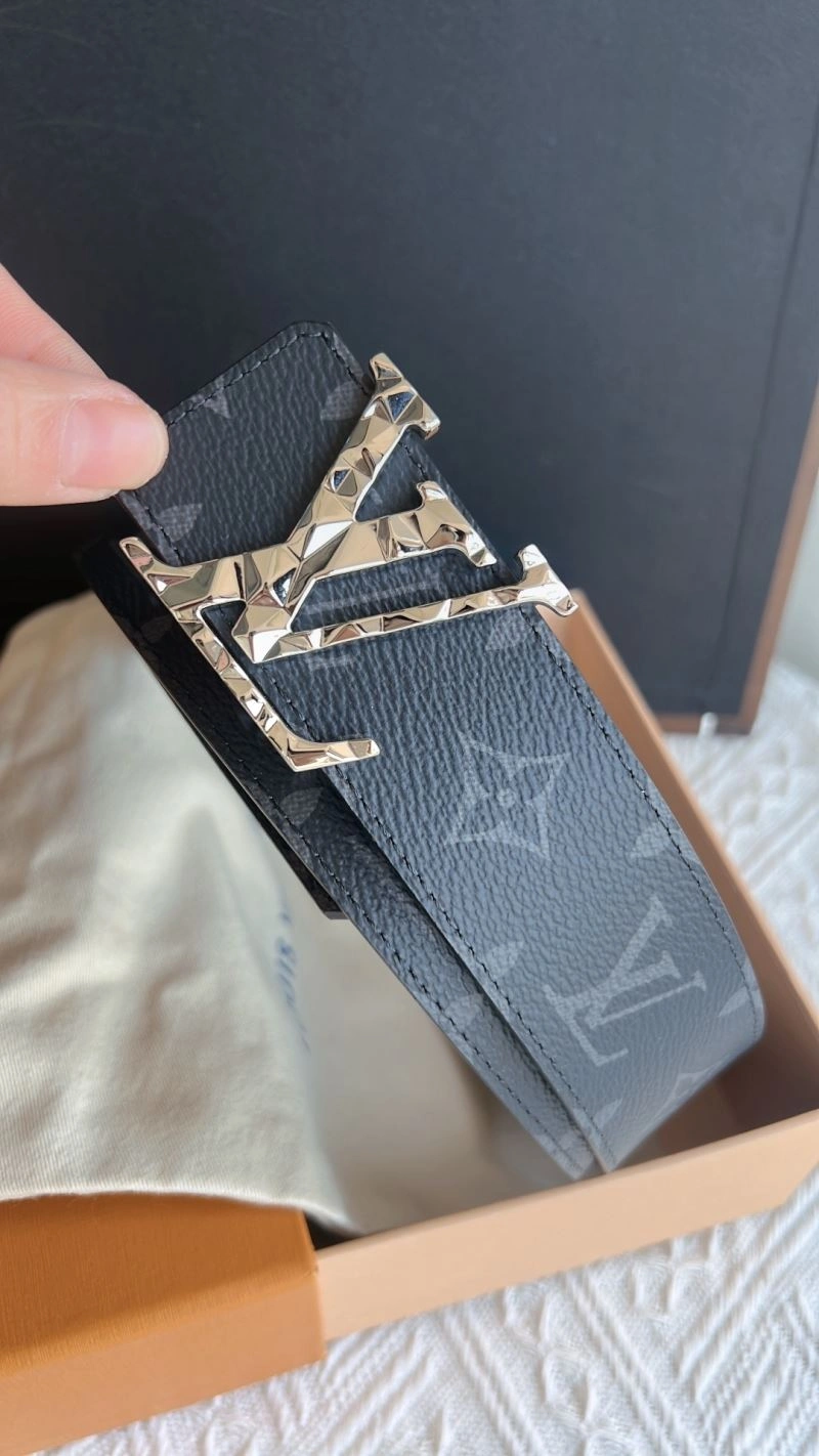 FlexibleFit Louis Vuitton Belts 302262