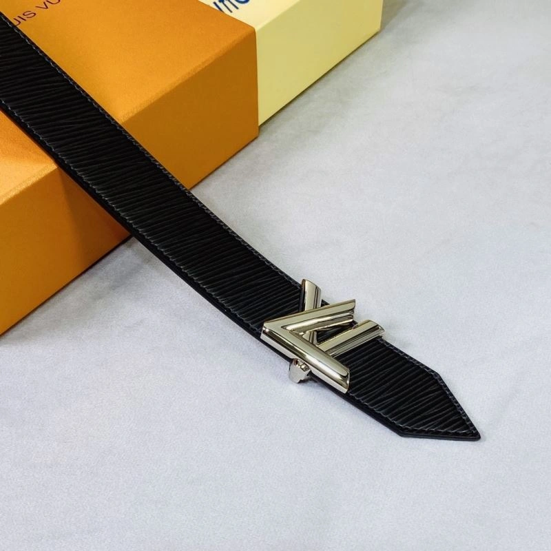 Versatile Louis Vuitton Belts 302272