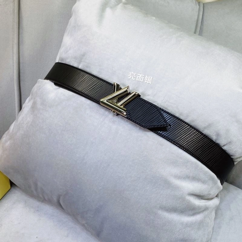 Versatile Louis Vuitton Belts 302272