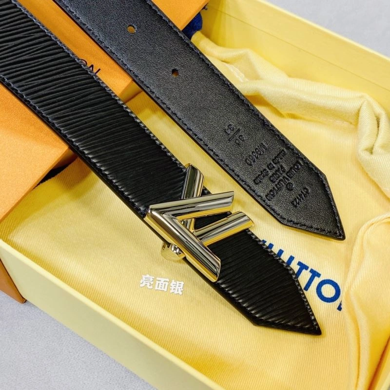 Versatile Louis Vuitton Belts 302272