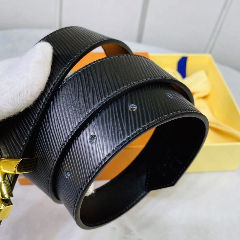 Unique Louis Vuitton Belts 302285
