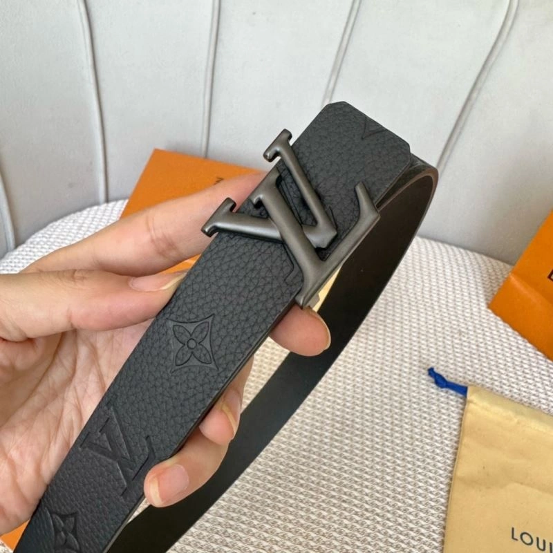 Fashionable Louis Vuitton Belts 302286