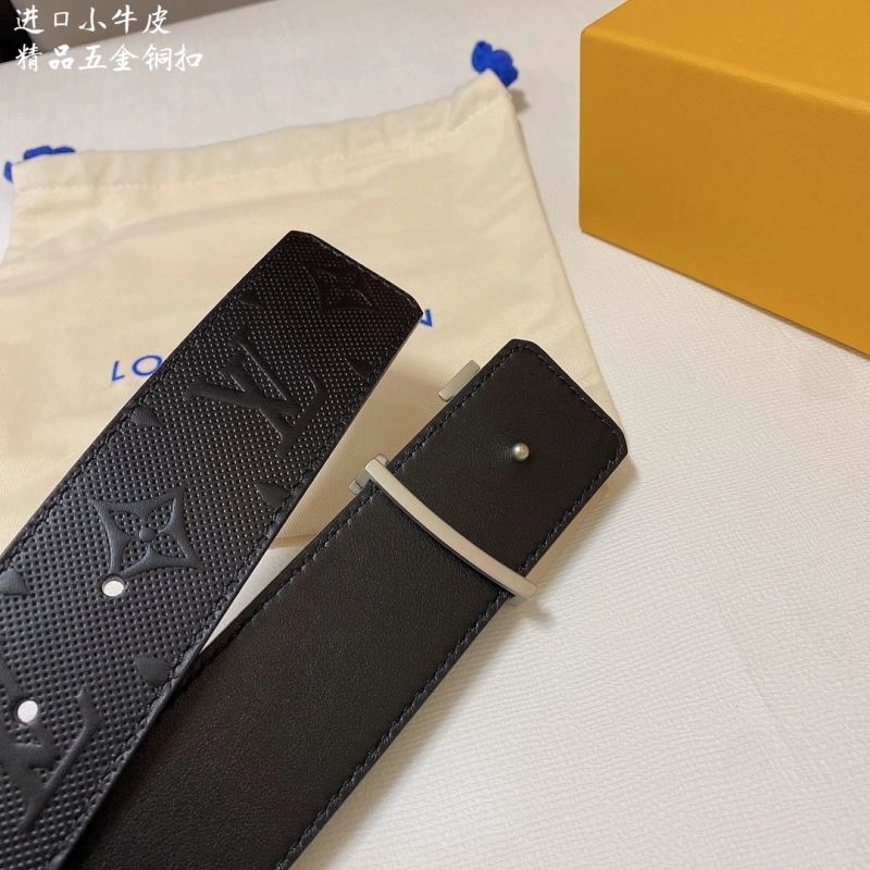 Unique Louis Vuitton Belts 302276