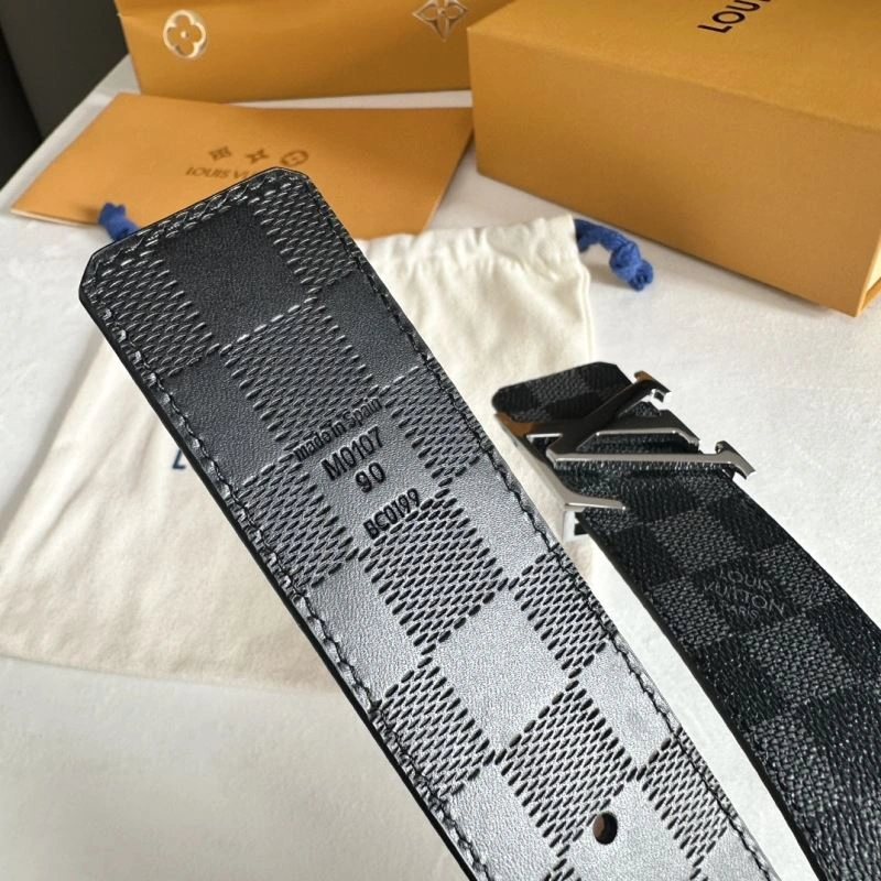 Practical Louis Vuitton Belts 302230
