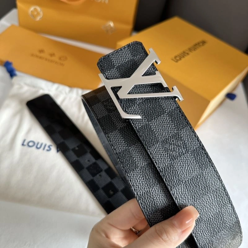 Practical Louis Vuitton Belts 302230