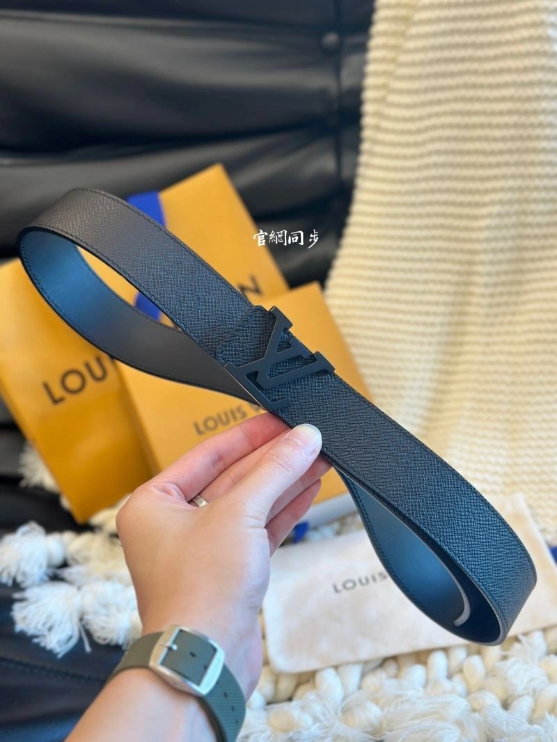 Louis Vuitton Belts SmoothTexture 302183