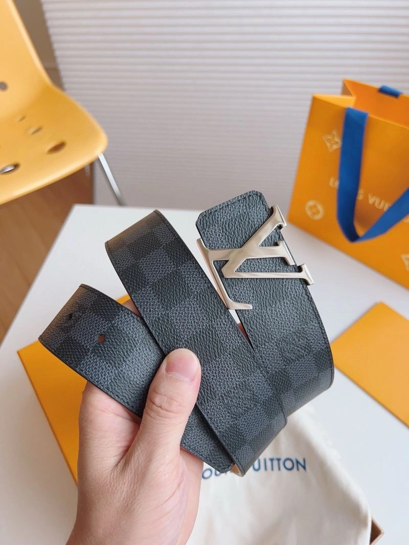 Timeless Louis Vuitton Belts 302195