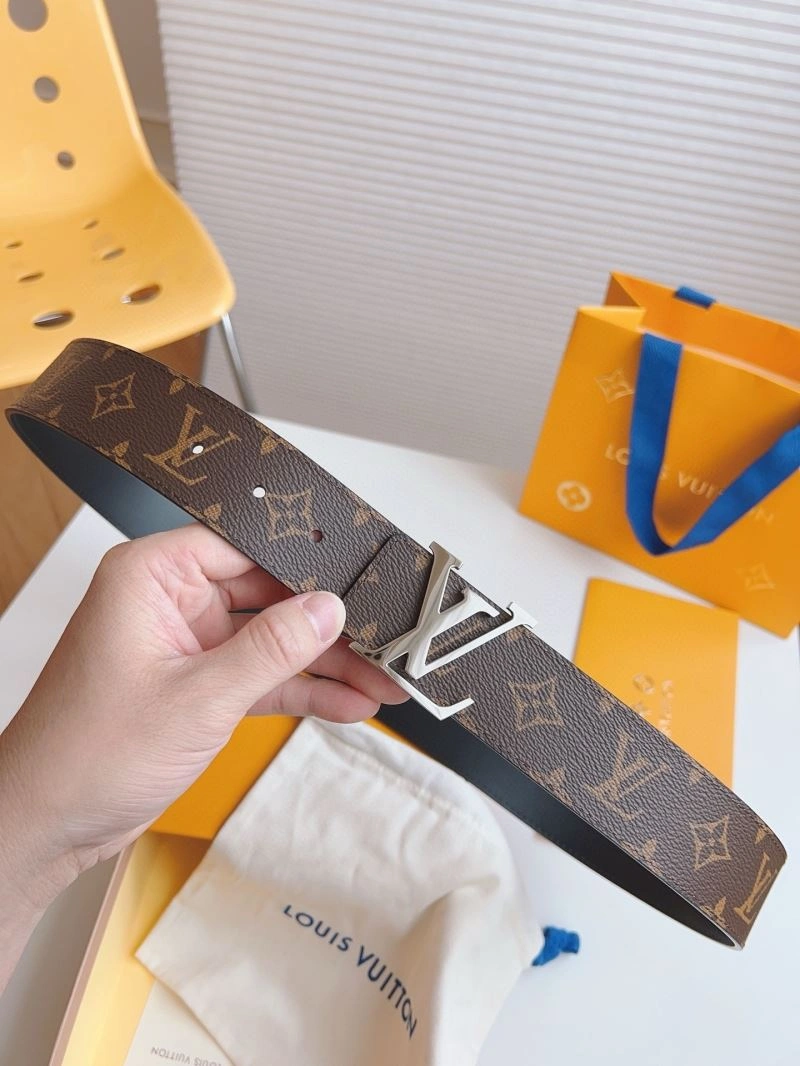 Snug Louis Vuitton Belts 302199