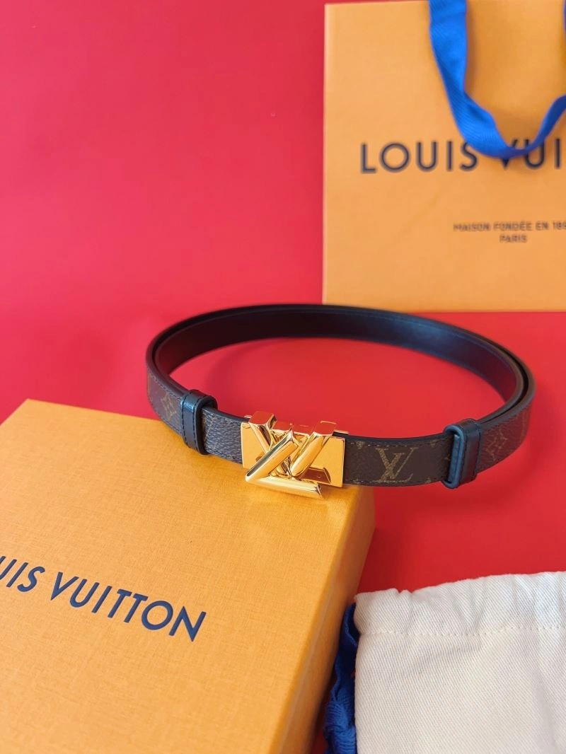 Compact Louis Vuitton Belts 302186