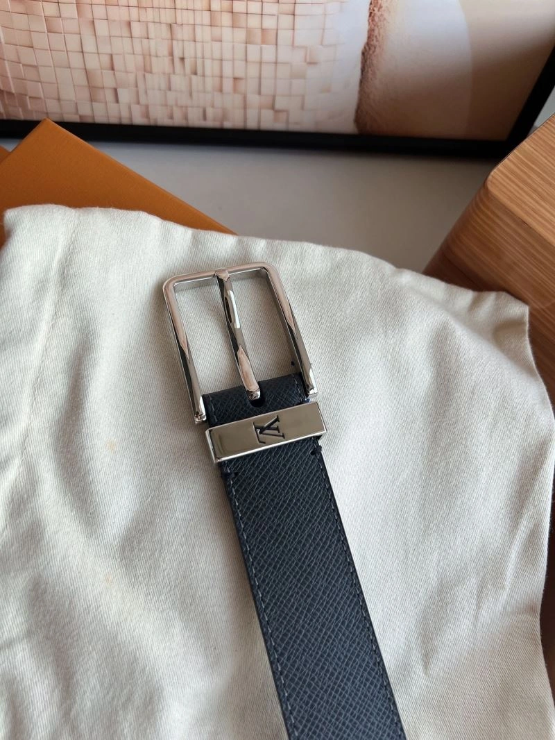Louis Vuitton Belts Breathable 302171