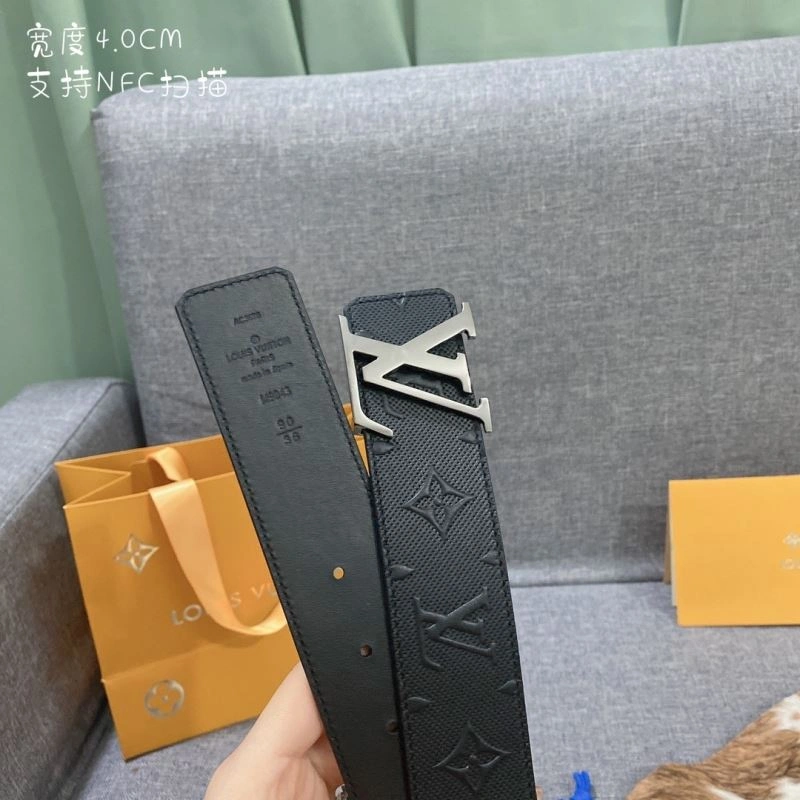 Classic Louis Vuitton Belts 302138
