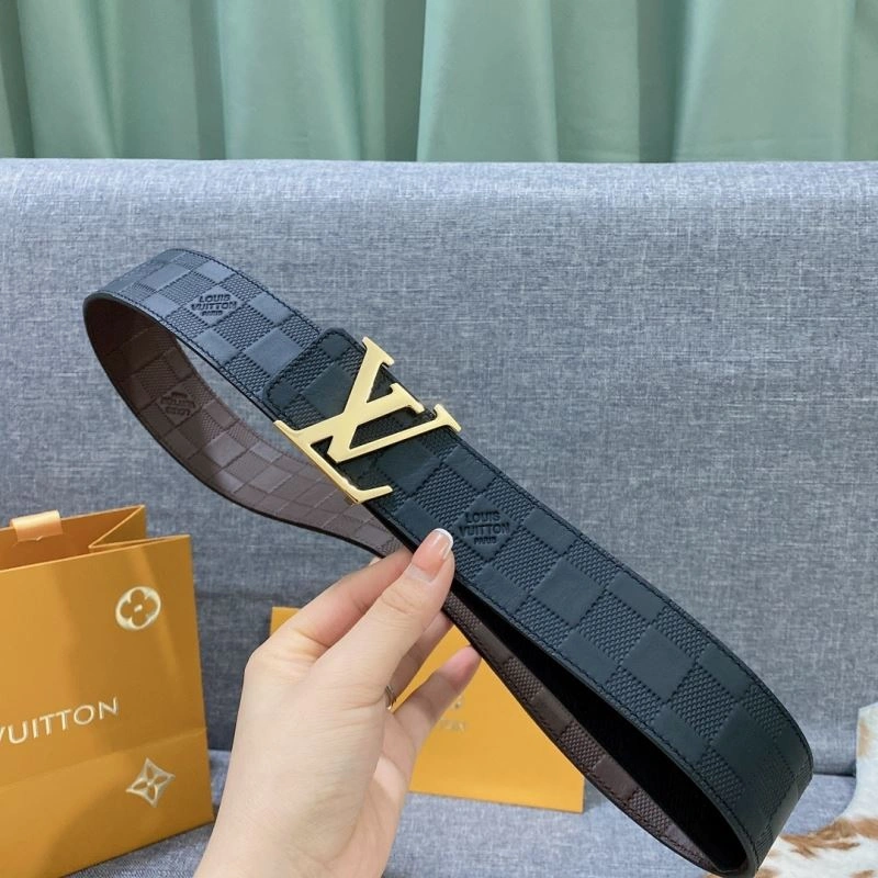 Sleek Louis Vuitton Belts 302122