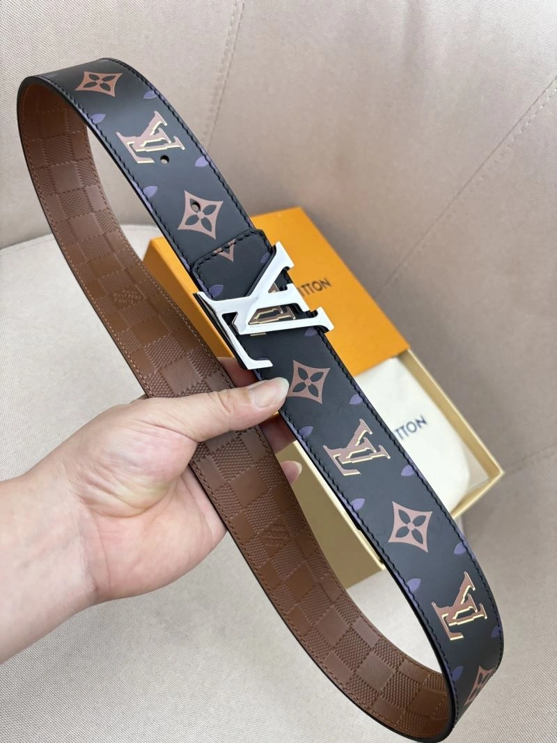 Unisex Louis Vuitton Belts 302071