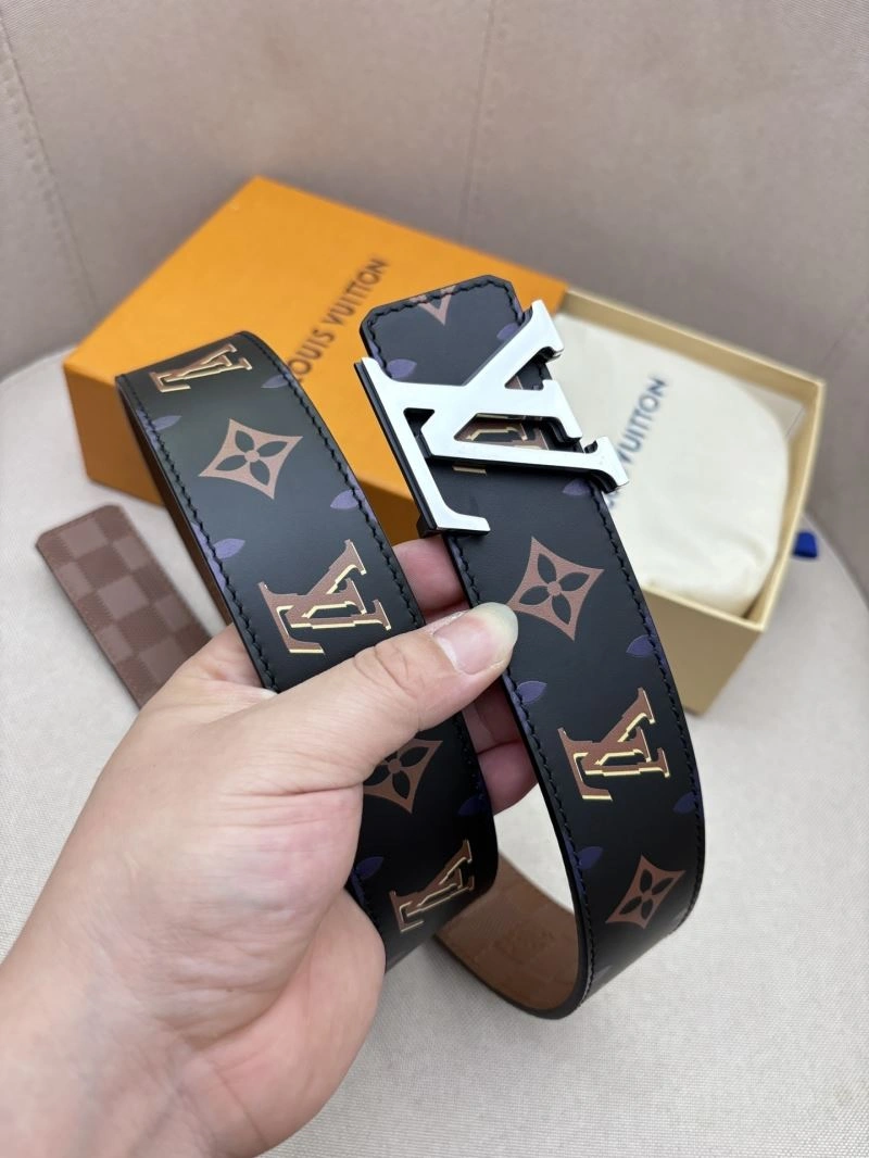 Unisex Louis Vuitton Belts 302071