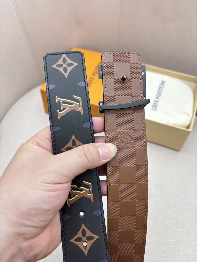 Unisex Louis Vuitton Belts 302071