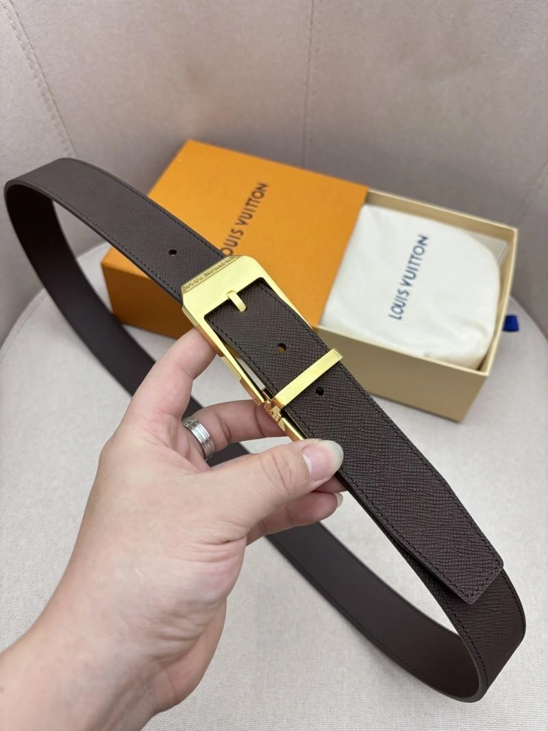 Versatile Louis Vuitton Belts 302029