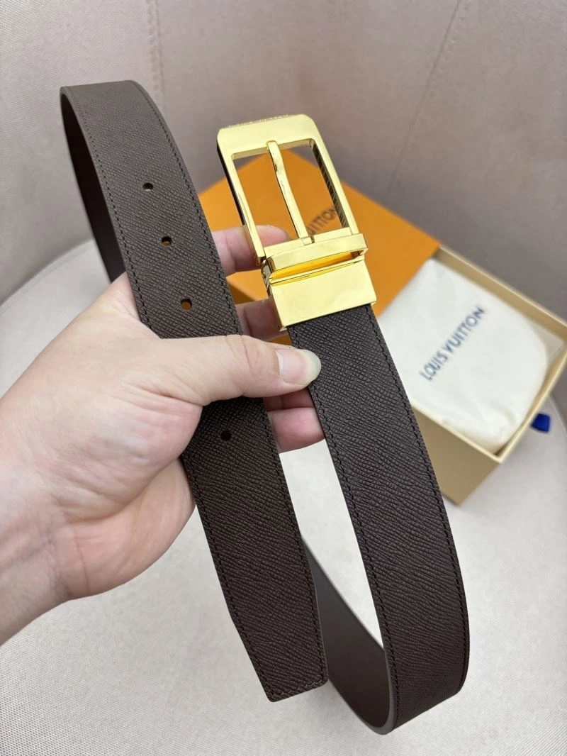 Versatile Louis Vuitton Belts 302029