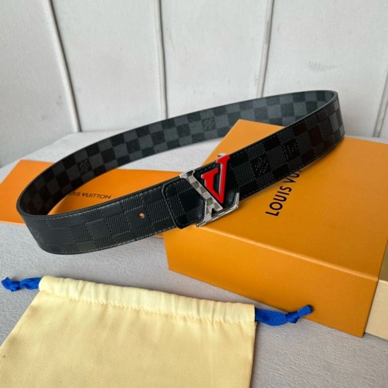 Functional Louis Vuitton Belts 302045