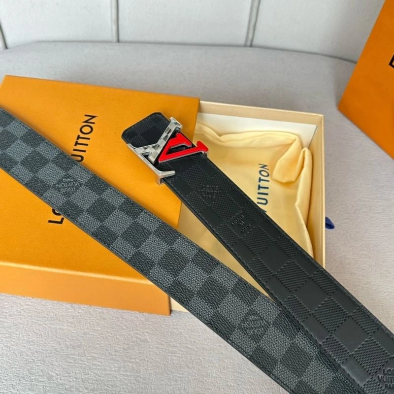 Functional Louis Vuitton Belts 302045