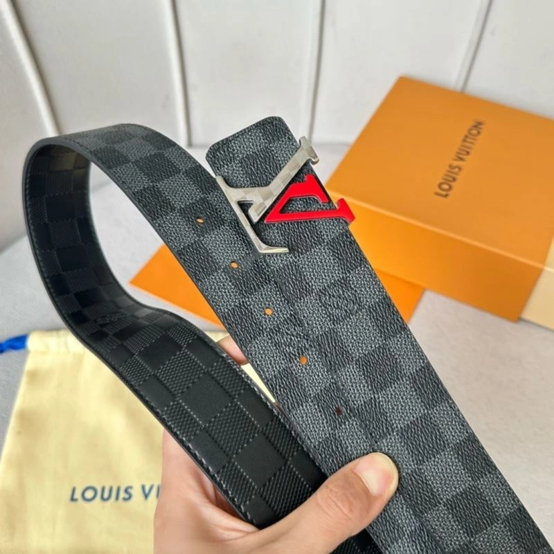 Functional Louis Vuitton Belts 302045