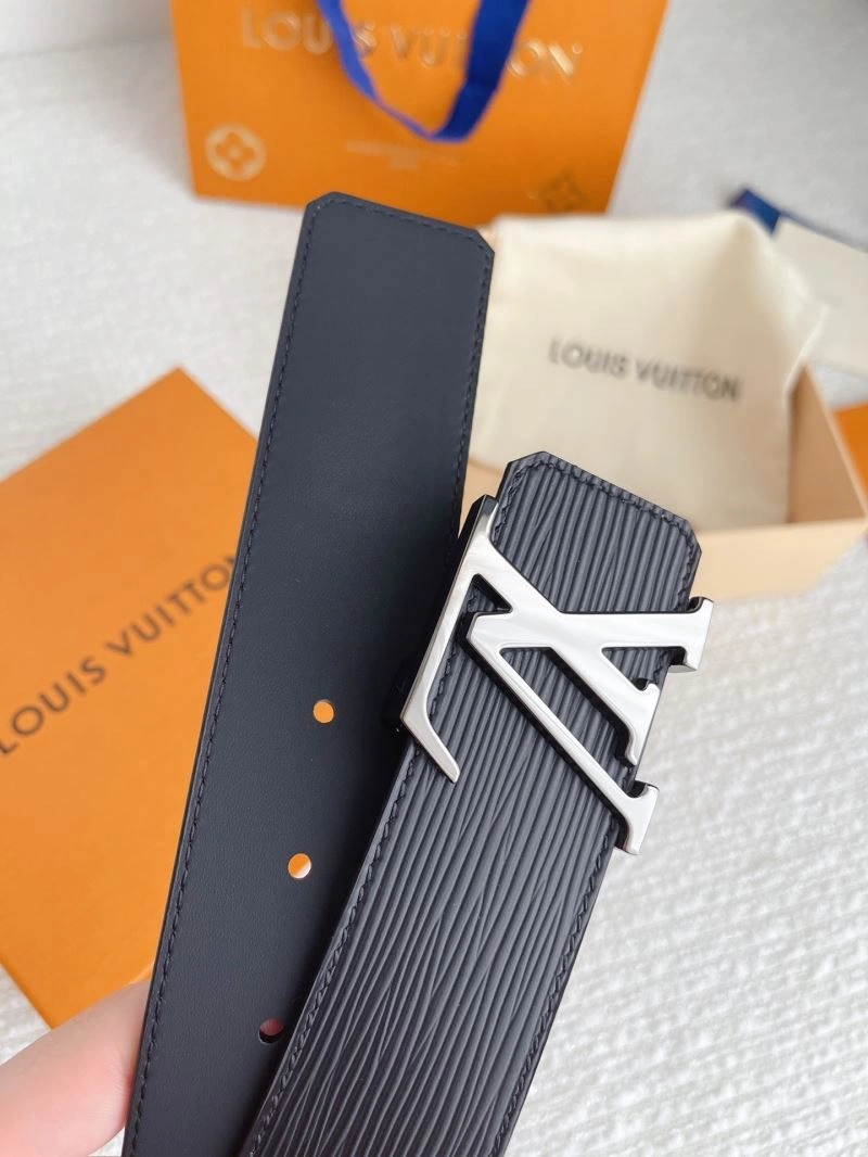 Snug Louis Vuitton Belts 302051