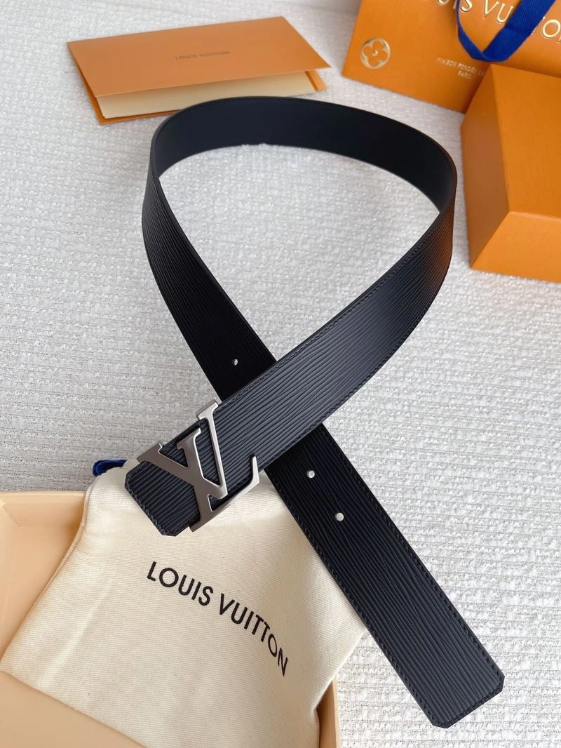 Snug Louis Vuitton Belts 302051