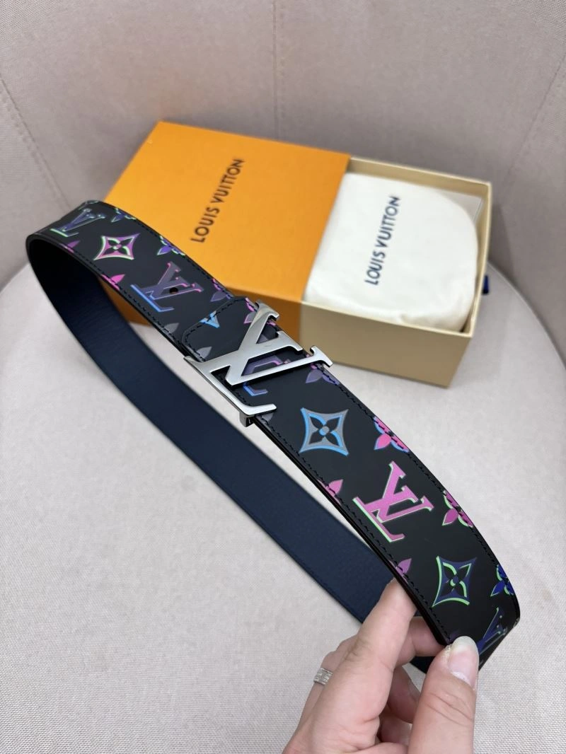 Versatile Louis Vuitton Belts 301966