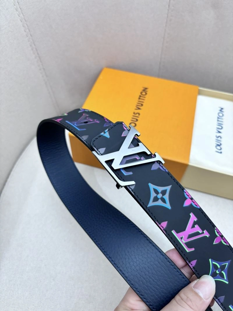 Versatile Louis Vuitton Belts 301966