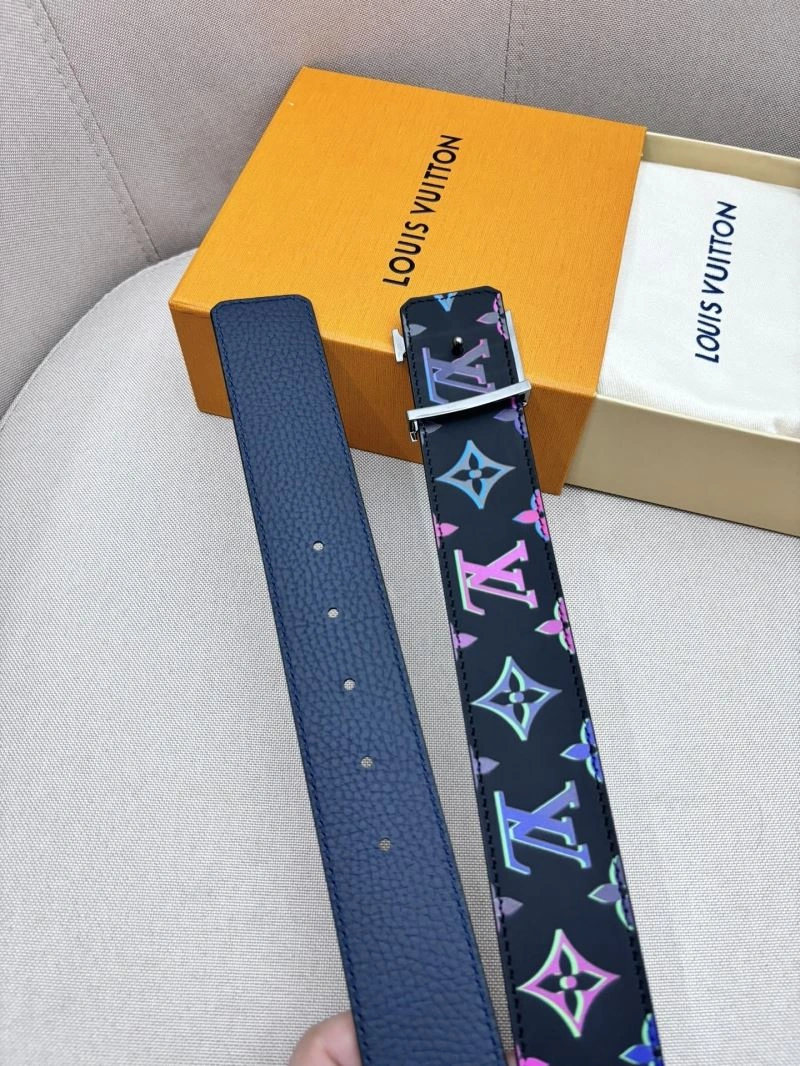 Versatile Louis Vuitton Belts 301966