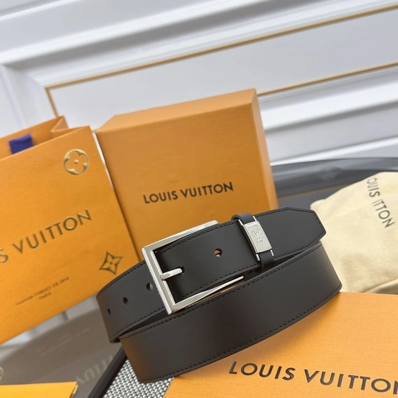 Lightweight Louis Vuitton Belts 301917