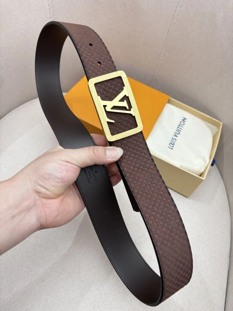 Minimalist Louis Vuitton Belts 301918