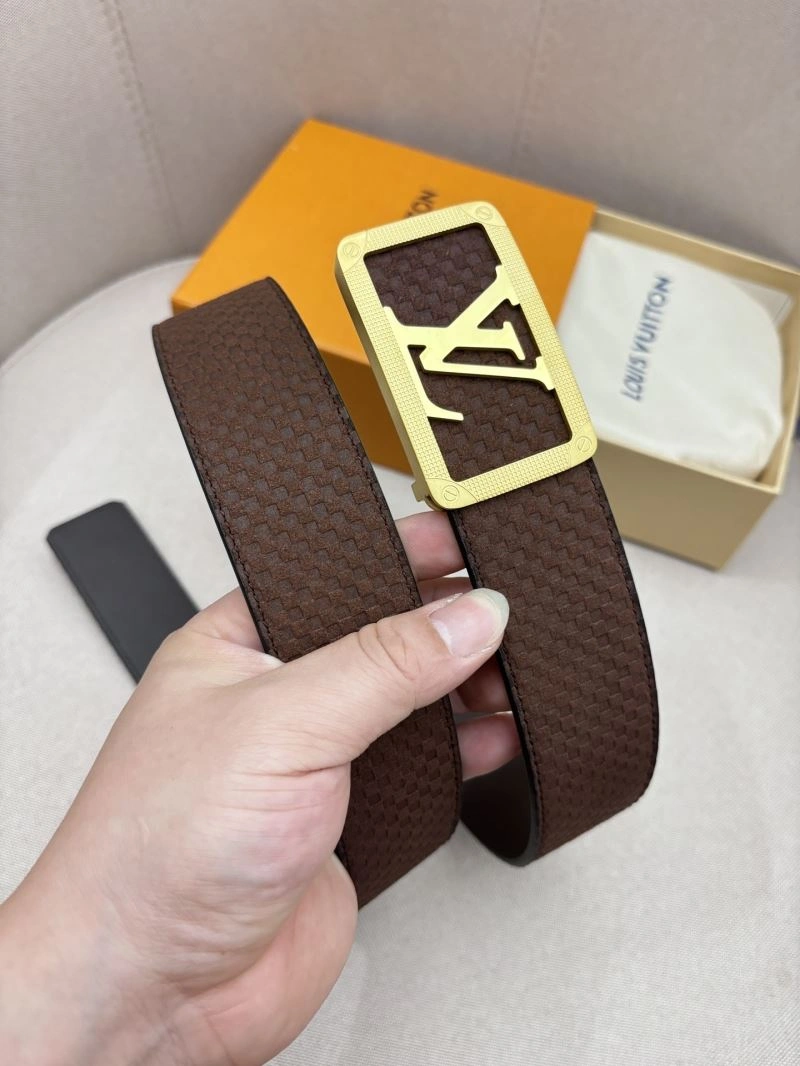 Minimalist Louis Vuitton Belts 301918