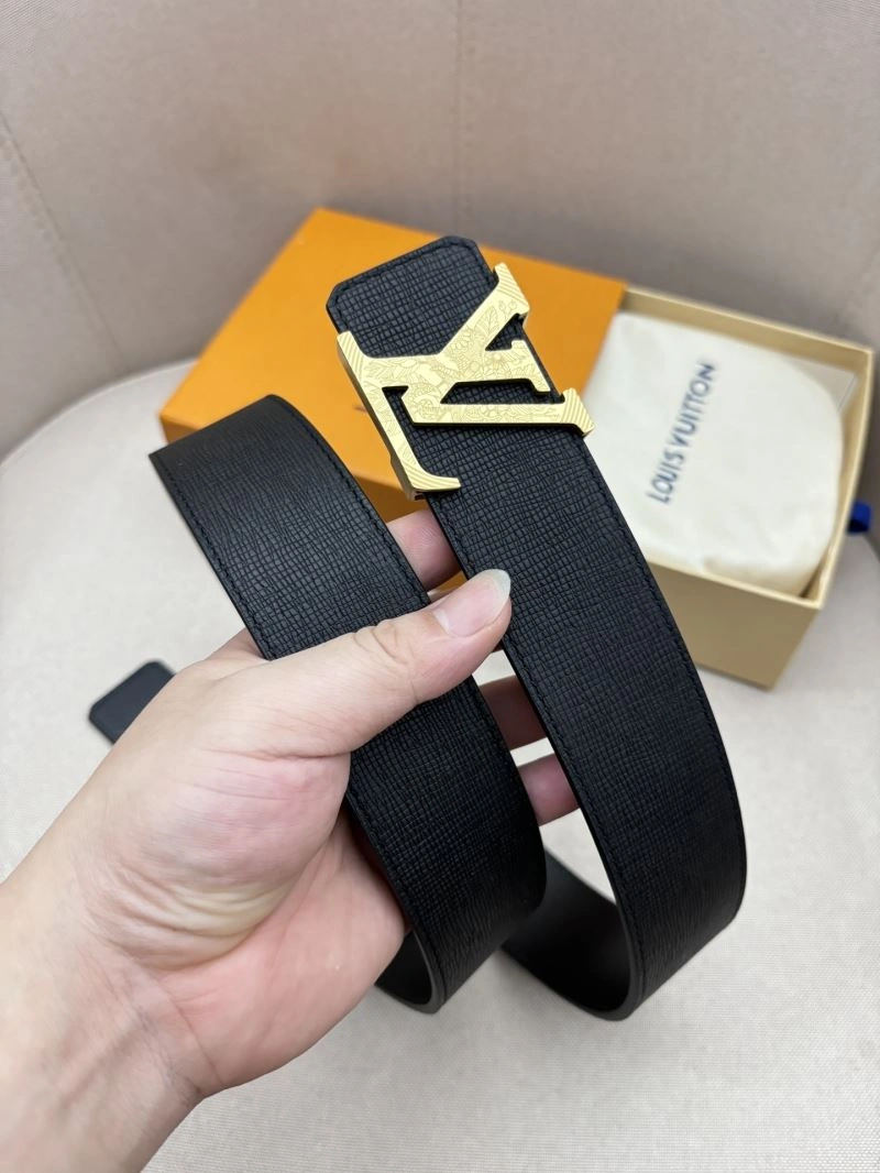 Vibrant Louis Vuitton Belts 301912