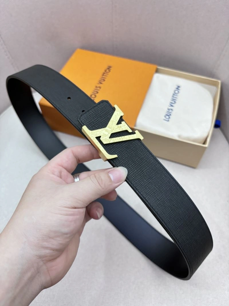 Vibrant Louis Vuitton Belts 301912