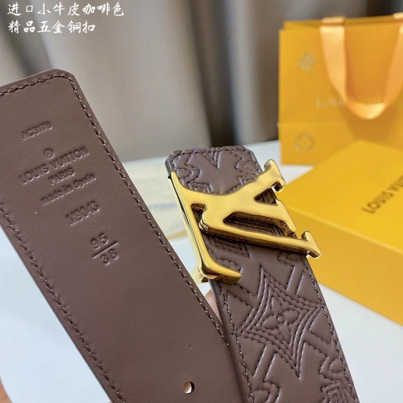 Versatile Louis Vuitton Belts 301861