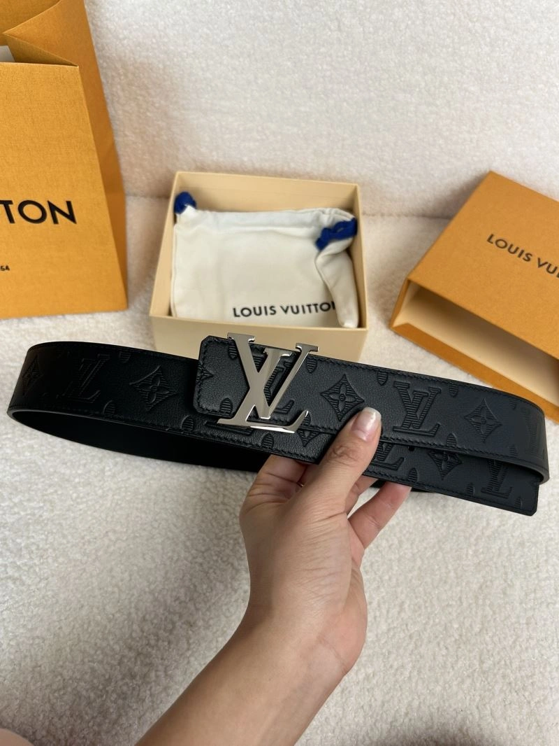 Packable Louis Vuitton Belts 301883