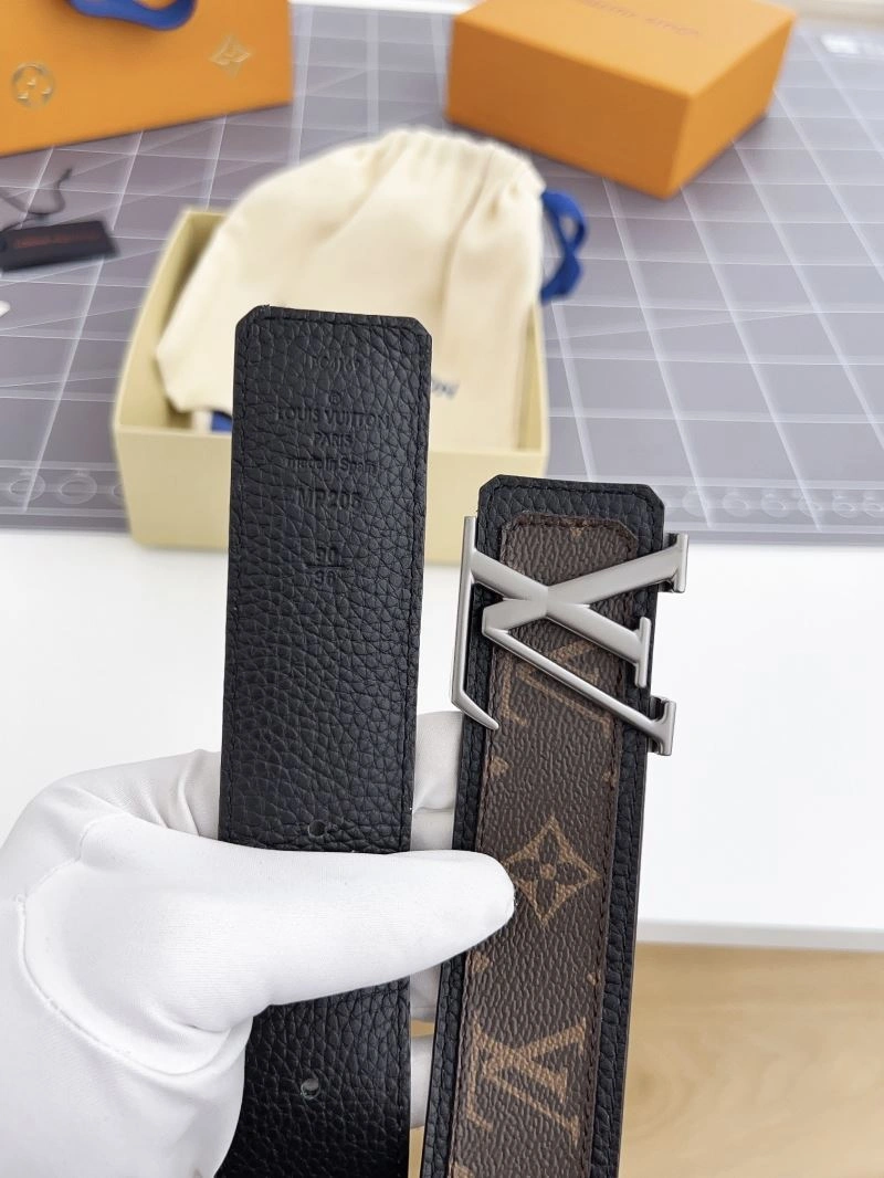 Louis Vuitton Belts GoAnywhere 301881