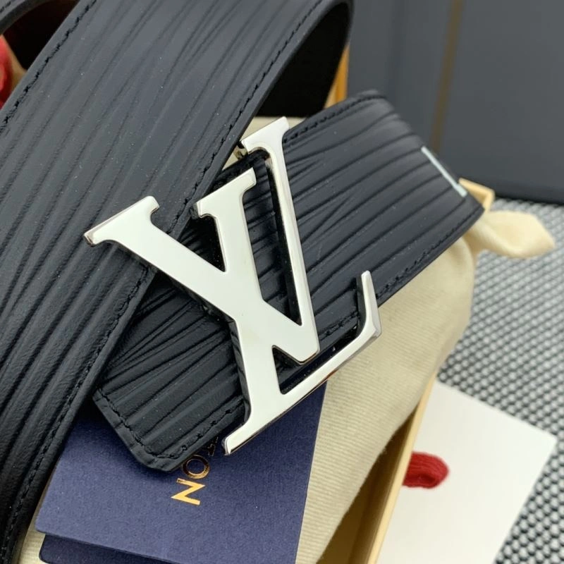 Practical Louis Vuitton Belts 301835