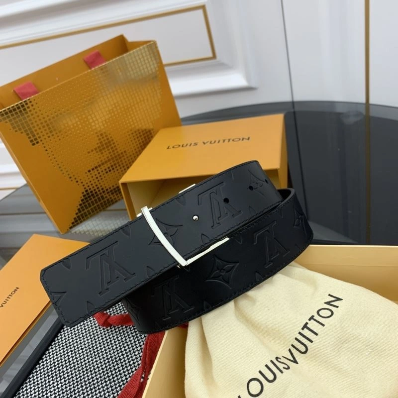 Practical Louis Vuitton Belts 301835