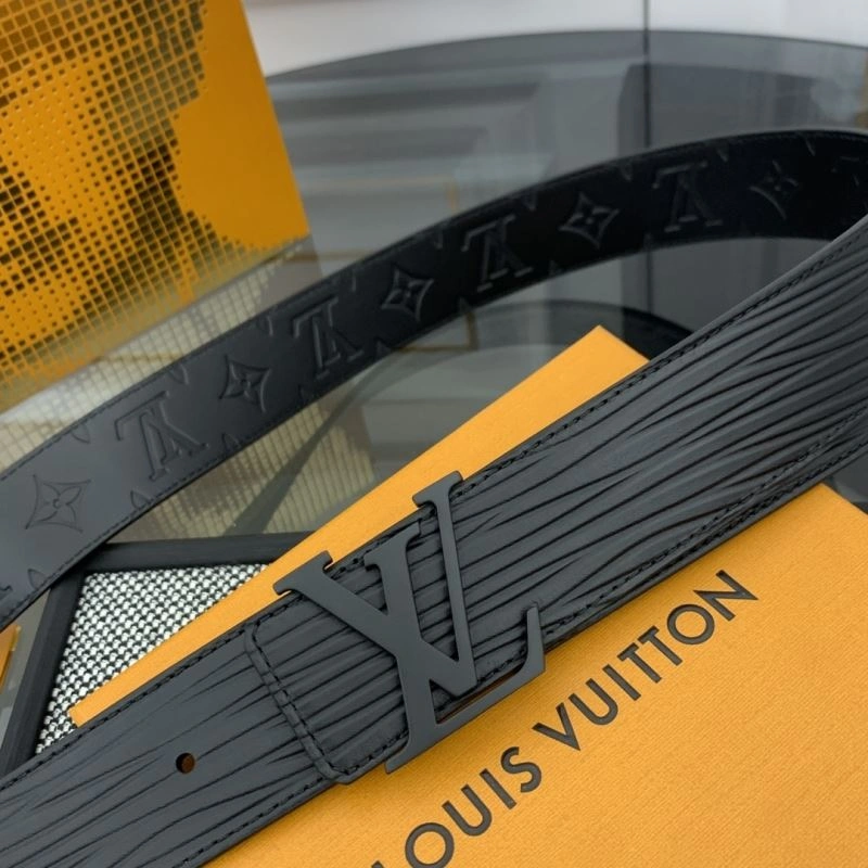 Louis Vuitton Belts Resilient 301840