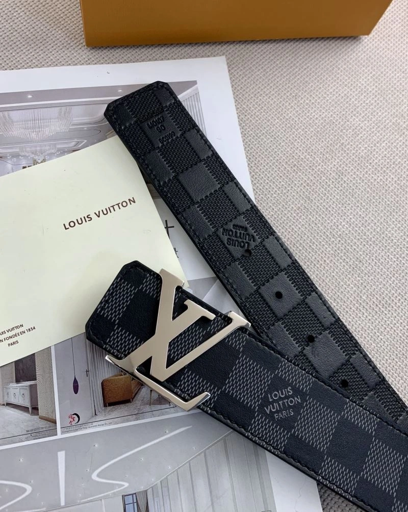 WellDesigned Louis Vuitton Belts 301834