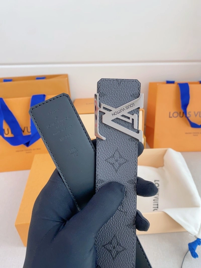 Timeless Louis Vuitton Belts 297183