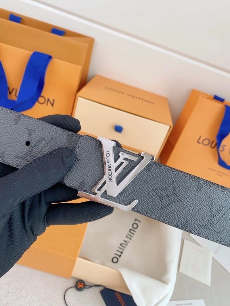 Timeless Louis Vuitton Belts 297183