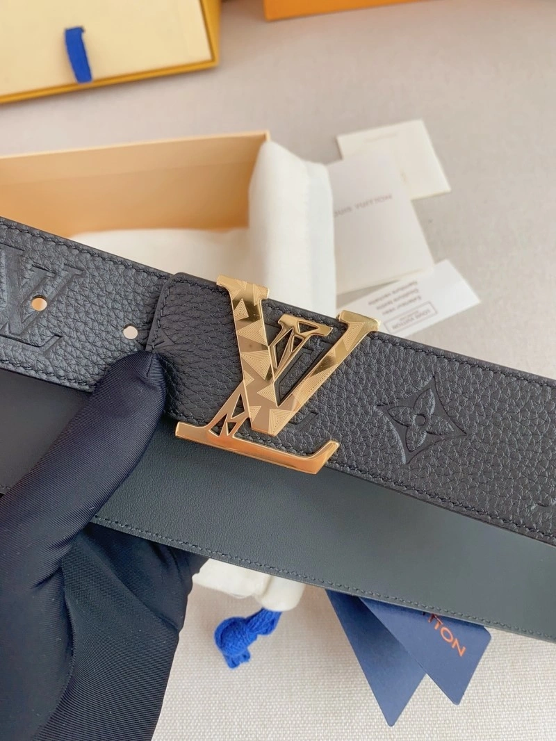 Breathable Louis Vuitton Belts 297178