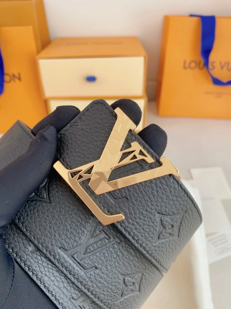Breathable Louis Vuitton Belts 297178