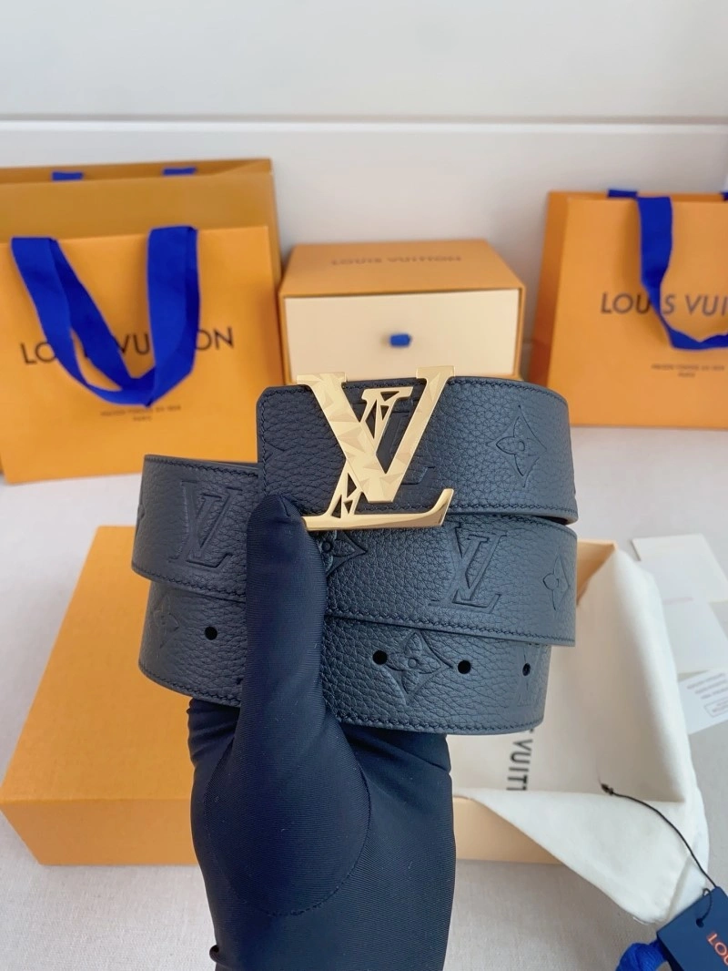 Breathable Louis Vuitton Belts 297178